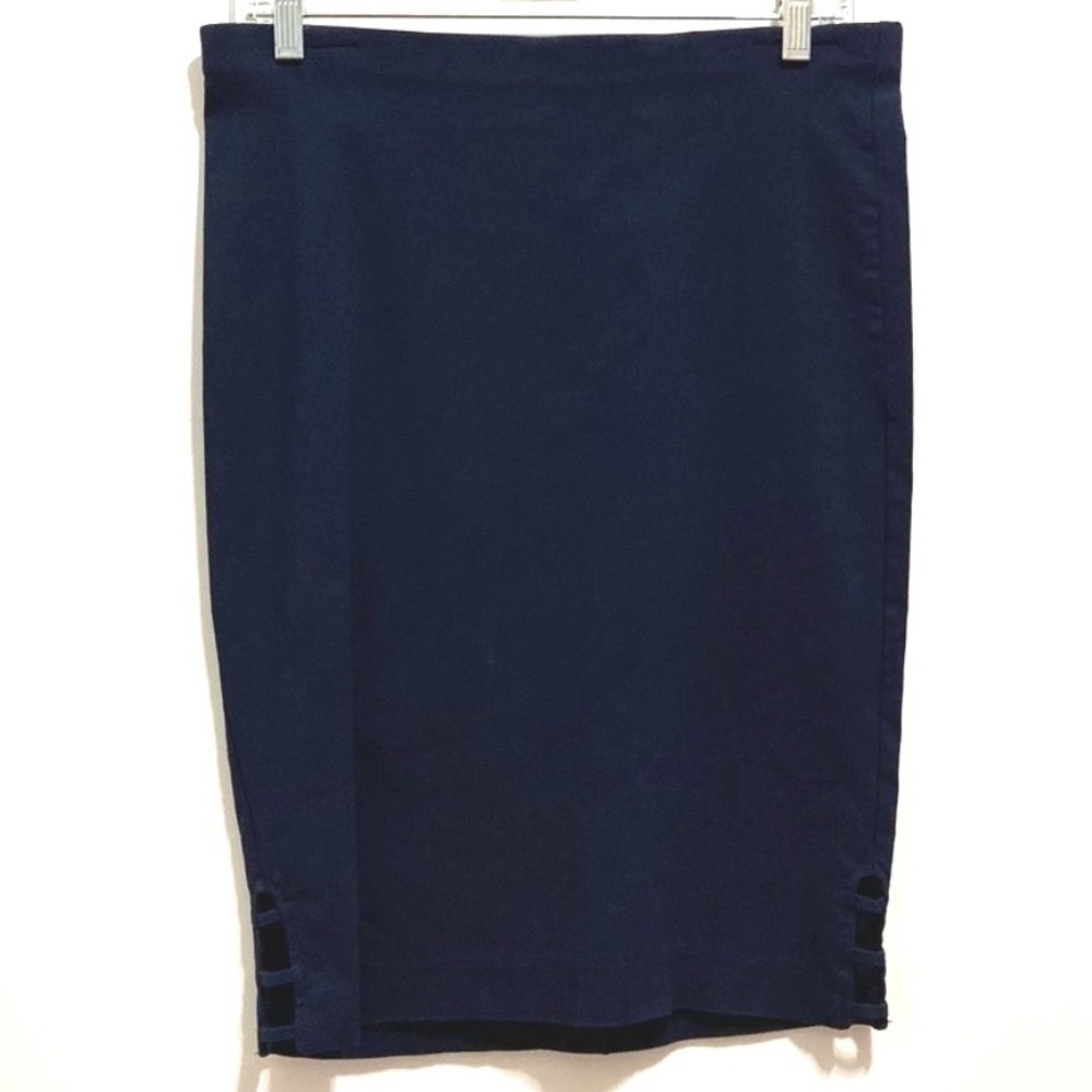 89th & Madison Navy Blue Pencil Skirt
